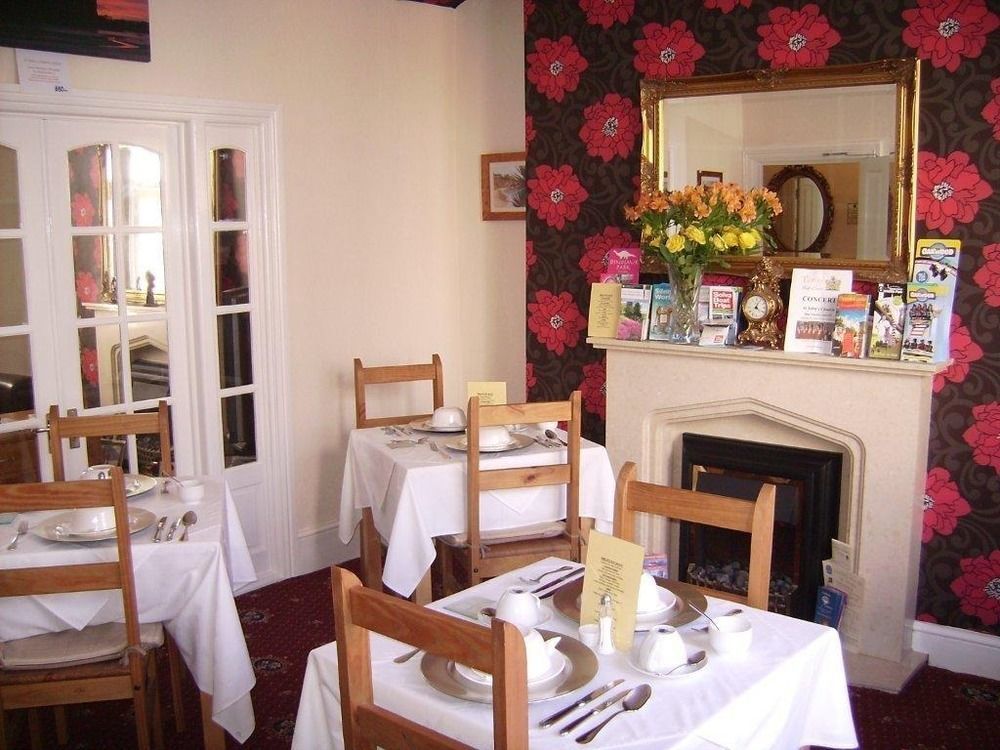 Langdon Villa Guest House Tenby Exterior foto